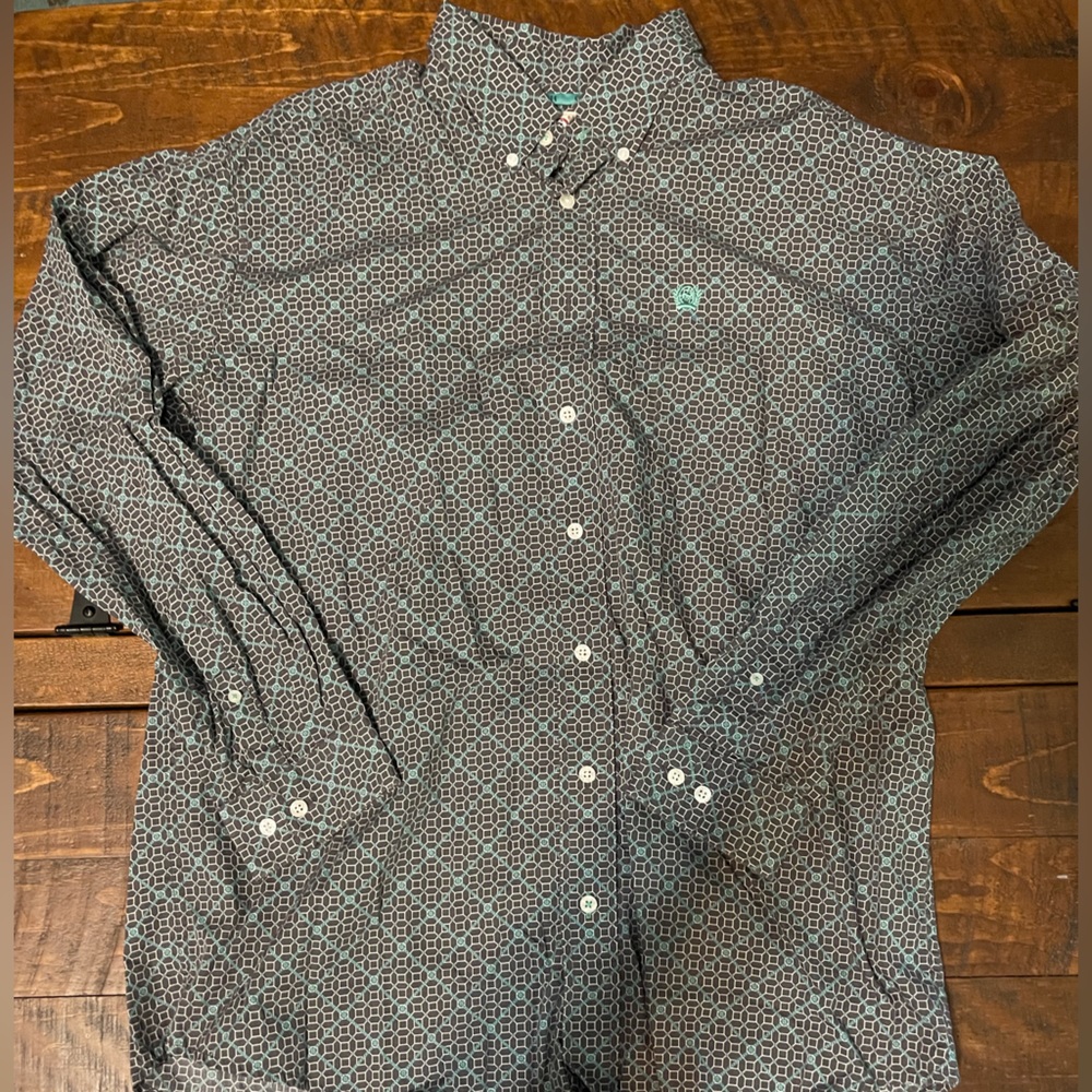 Men’s Medium Long Sleeve Dress Shirt